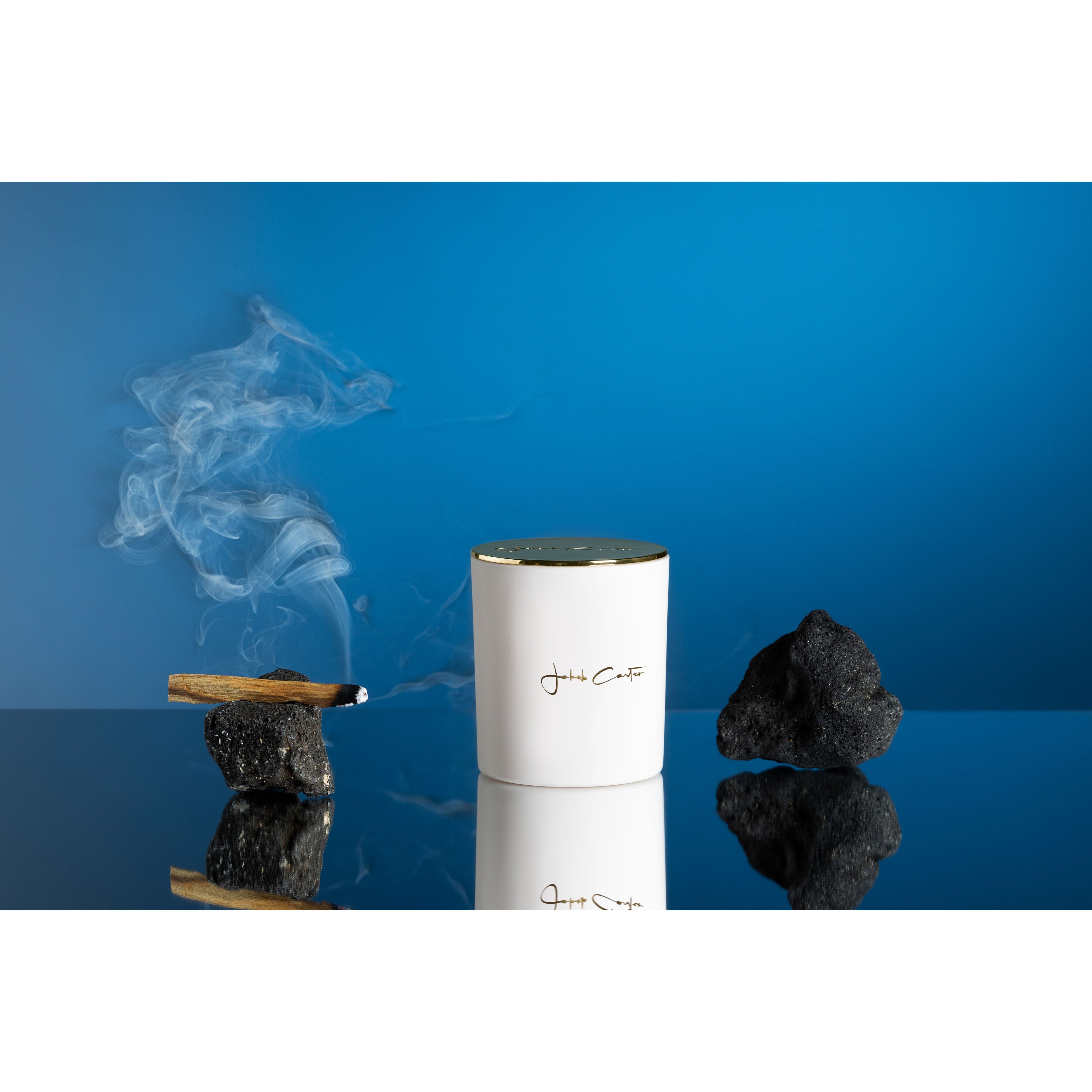 SANDALWOOD & CEDAR SOY CANDLE