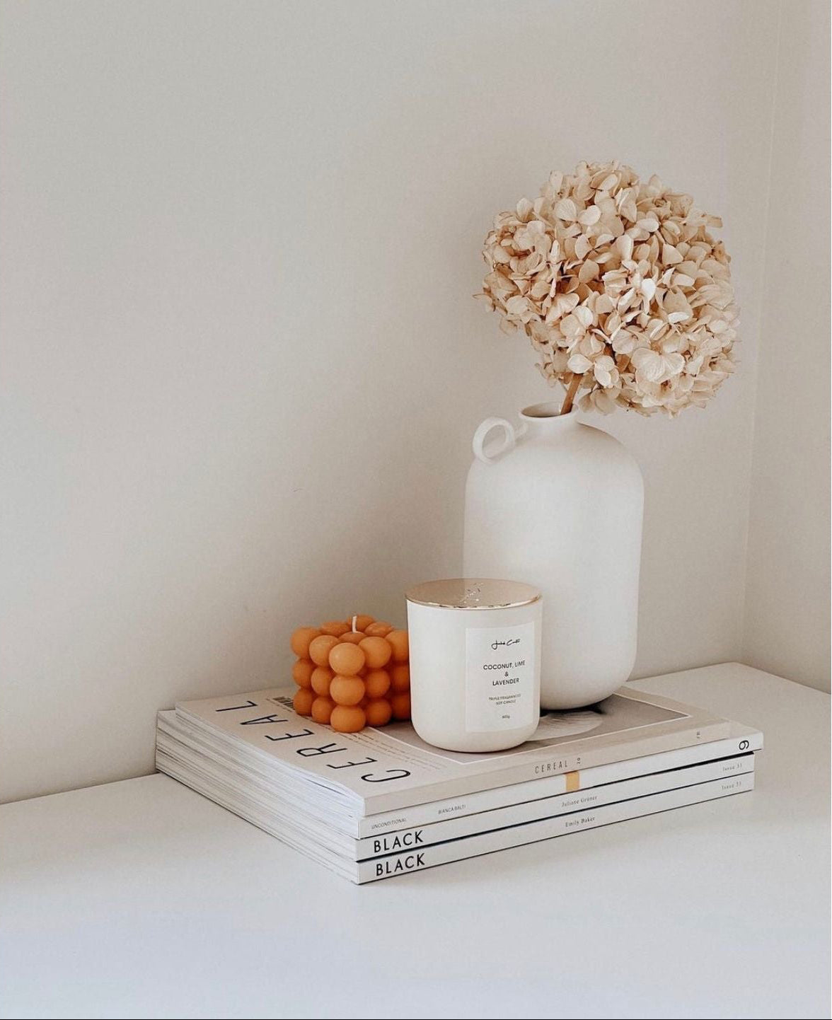 FRENCH PEAR & VANILLA SOY CANDLE