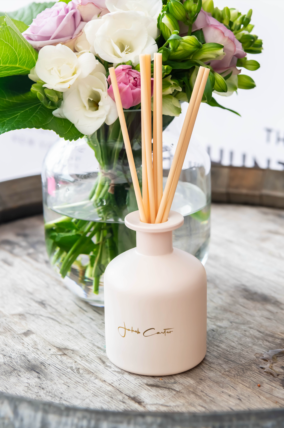 VINTAGE GARDENIA & PEACH REED DIFFUSER